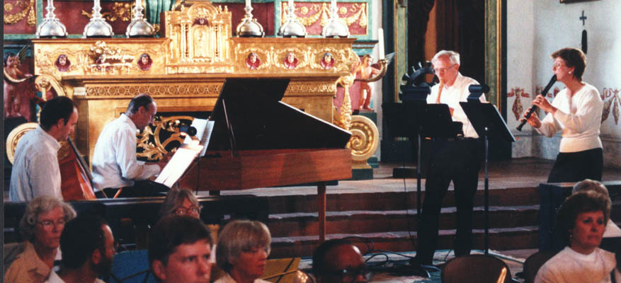 Diana Fischer and John Pronko - recorders, Peter Adams - gamba, Fred Palmer - harpsichord